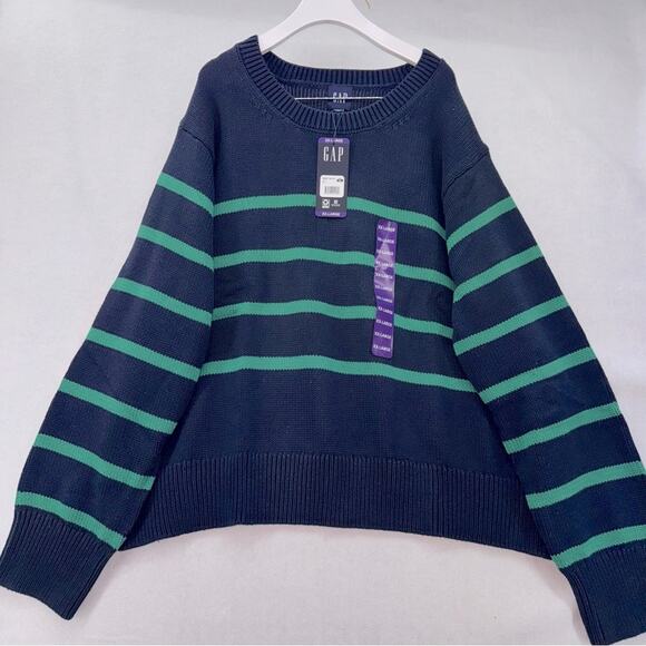 GAP Sweaters - NWT Women’s Gap Crewneck Sweater Navy & Green Striped size XXL